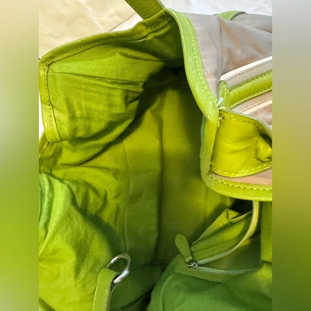 Stylish Neutral & Lime Green Contrast Women’s Shoulder Bag